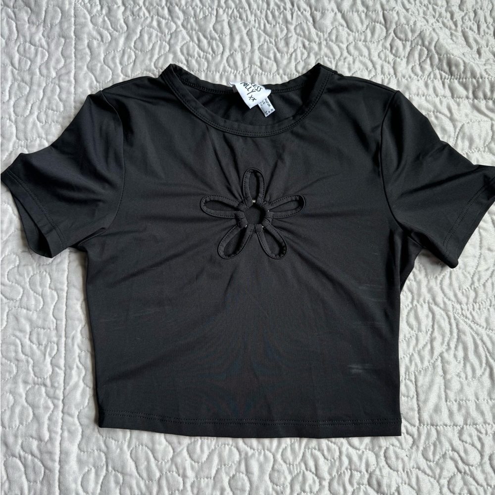 Princess Polly - Black Crop with Flower Cut out - Size 4/Small